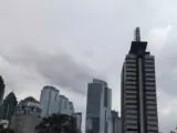 Prakiraan Cuaca Jakarta 24 Juni 2026: Pagi Cerah, Waspada Hujan Ringan di Malam Hari