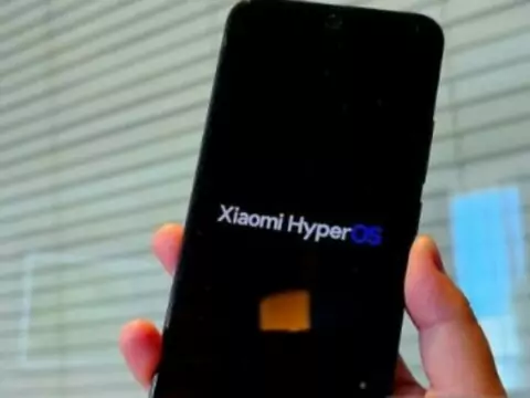 Xiaomi tengah mempersiapkan sistem operasi barunya HyperOS 4 dan kini bocoran terbaru mengungkapkan detail anyar mengenai desain Liquid Glass