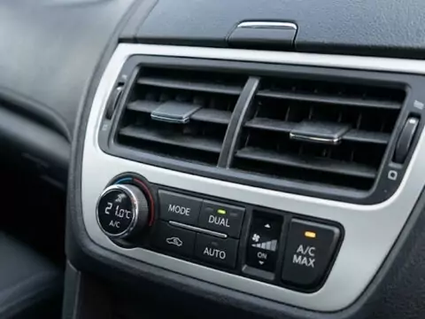 Perawatan Mobil AC