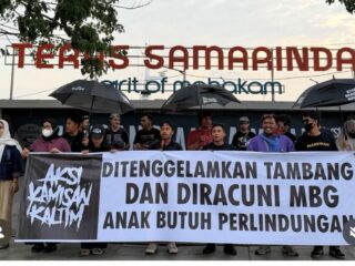 Kutukan Alam