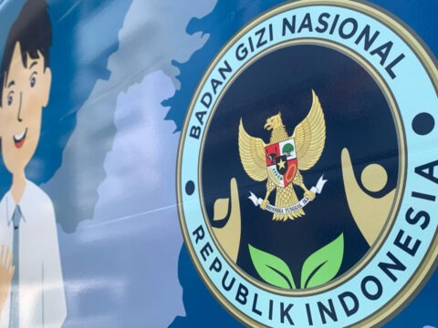 Mitra Keracunan