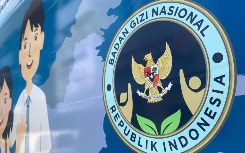 Mitra Keracunan